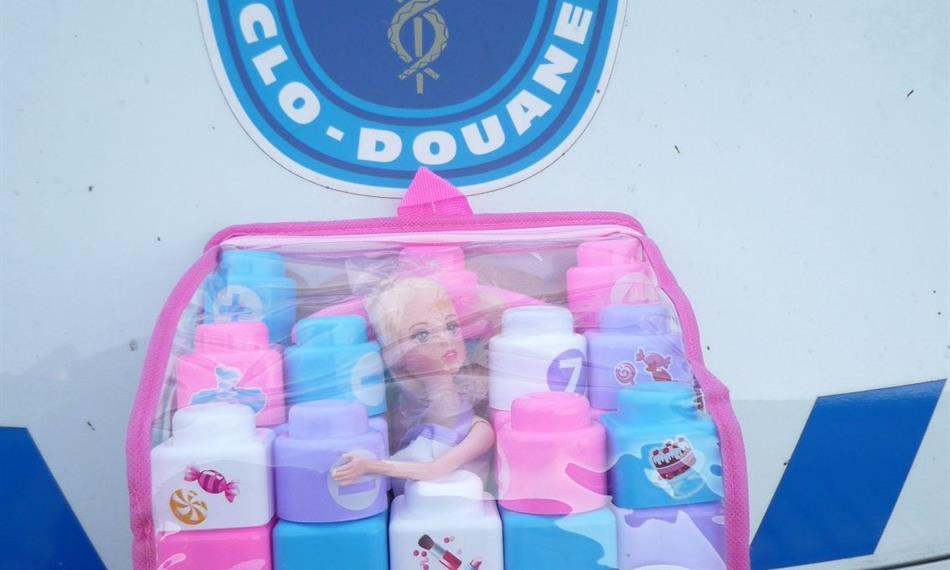 2016-9-5-1451závadné hračky1.jpg